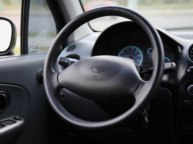 Красный Дэу Матиз, объемом двигателя 1 л и пробегом 204 тыс. км за 3300 $, фото 13 на Automoto.ua