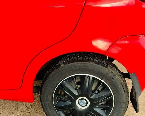 Красный Дэу Матиз, объемом двигателя 0.8 л и пробегом 130 тыс. км за 3000 $, фото 6 на Automoto.ua