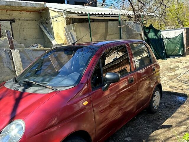 Красный Дэу Матиз, объемом двигателя 0.8 л и пробегом 131 тыс. км за 2600 $, фото 3 на Automoto.ua