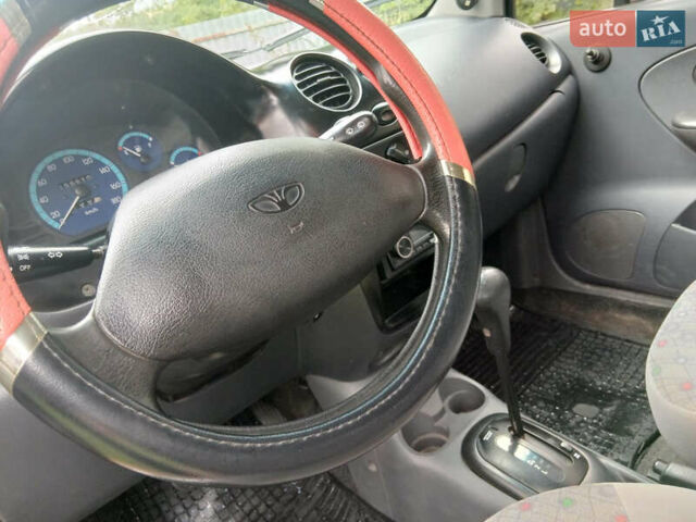 Червоний Деу Матіз, об'ємом двигуна 0.8 л та пробігом 156 тис. км за 3200 $, фото 15 на Automoto.ua