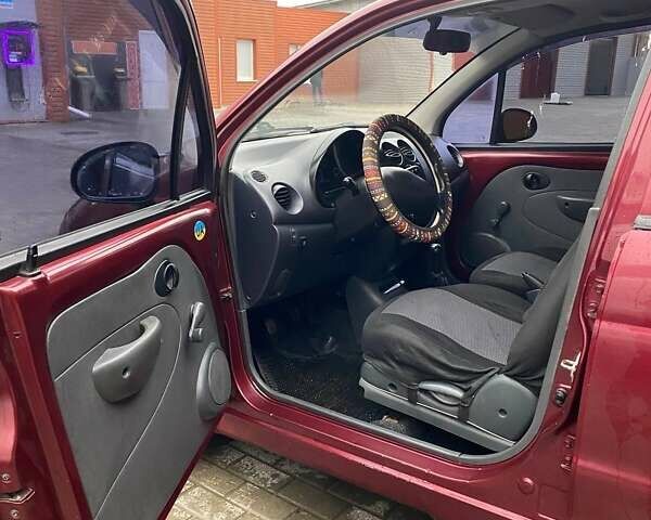 Красный Дэу Матиз, объемом двигателя 0.8 л и пробегом 157 тыс. км за 2200 $, фото 4 на Automoto.ua