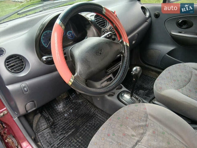Червоний Деу Матіз, об'ємом двигуна 0.8 л та пробігом 156 тис. км за 3200 $, фото 13 на Automoto.ua