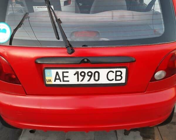 Красный Дэу Матиз, объемом двигателя 0.8 л и пробегом 110 тыс. км за 2500 $, фото 2 на Automoto.ua