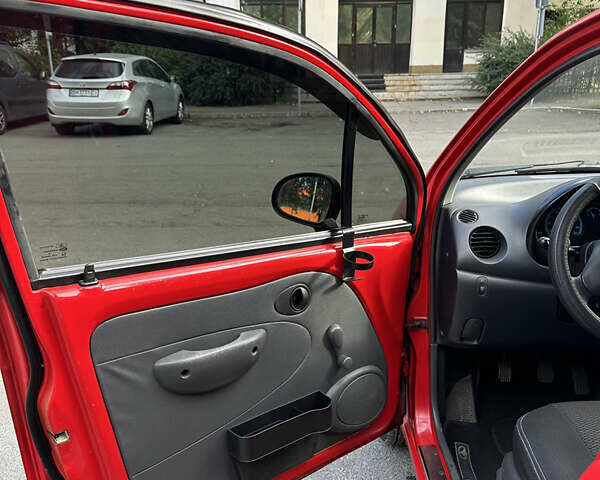 Червоний Деу Матіз, об'ємом двигуна 0.8 л та пробігом 171 тис. км за 1300 $, фото 9 на Automoto.ua
