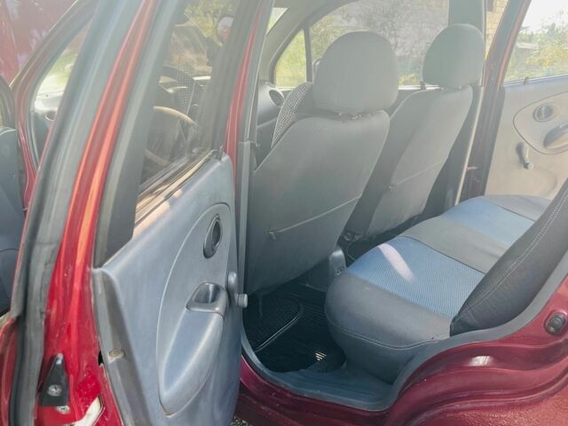 Красный Дэу Матиз, объемом двигателя 0.8 л и пробегом 125 тыс. км за 2400 $, фото 12 на Automoto.ua