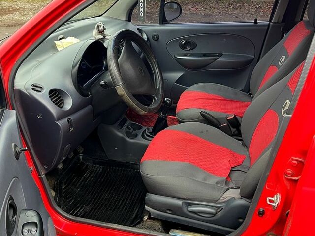 Красный Дэу Матиз, объемом двигателя 0.8 л и пробегом 165 тыс. км за 2300 $, фото 8 на Automoto.ua