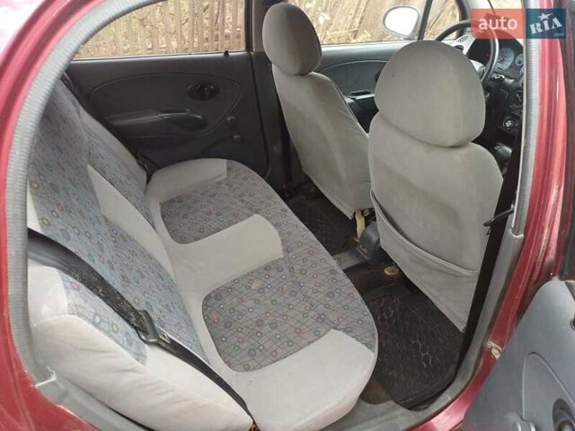 Красный Дэу Матиз, объемом двигателя 0.8 л и пробегом 135 тыс. км за 2550 $, фото 3 на Automoto.ua