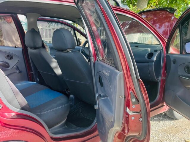 Красный Дэу Матиз, объемом двигателя 0.8 л и пробегом 125 тыс. км за 2400 $, фото 5 на Automoto.ua