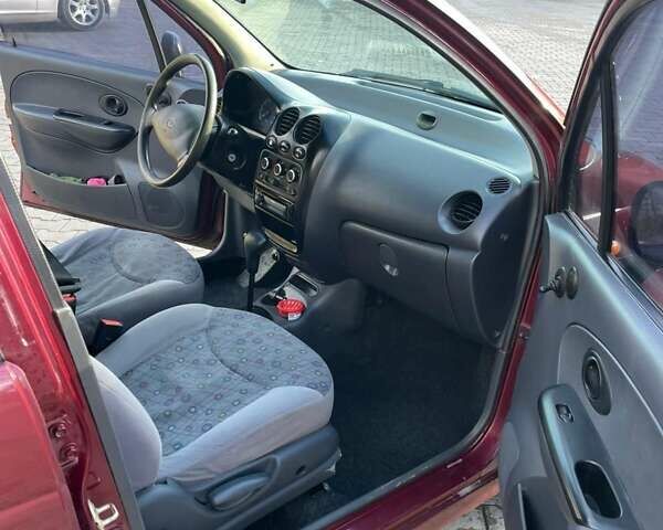 Червоний Деу Матіз, об'ємом двигуна 0.8 л та пробігом 174 тис. км за 2900 $, фото 7 на Automoto.ua