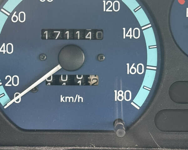 Червоний Деу Матіз, об'ємом двигуна 0.8 л та пробігом 210 тис. км за 2100 $, фото 9 на Automoto.ua