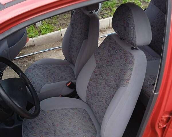 Красный Дэу Матиз, объемом двигателя 0.8 л и пробегом 170 тыс. км за 2300 $, фото 10 на Automoto.ua