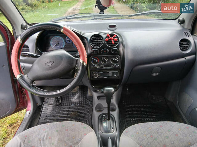 Червоний Деу Матіз, об'ємом двигуна 0.8 л та пробігом 156 тис. км за 3200 $, фото 12 на Automoto.ua