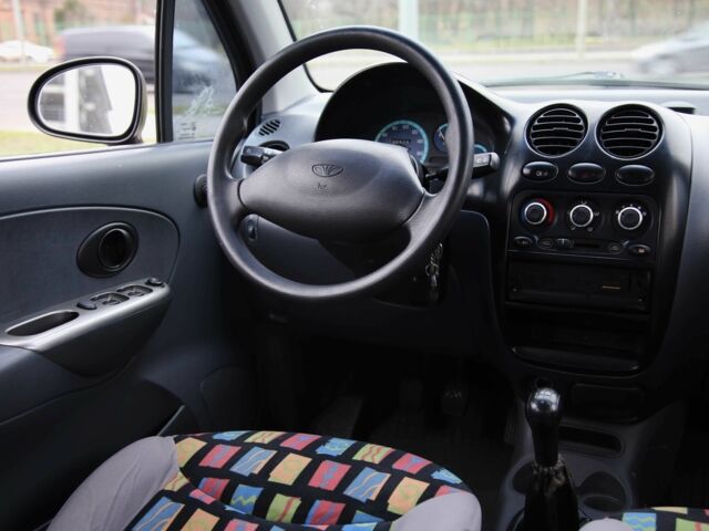 Красный Дэу Матиз, объемом двигателя 1 л и пробегом 204 тыс. км за 3300 $, фото 10 на Automoto.ua