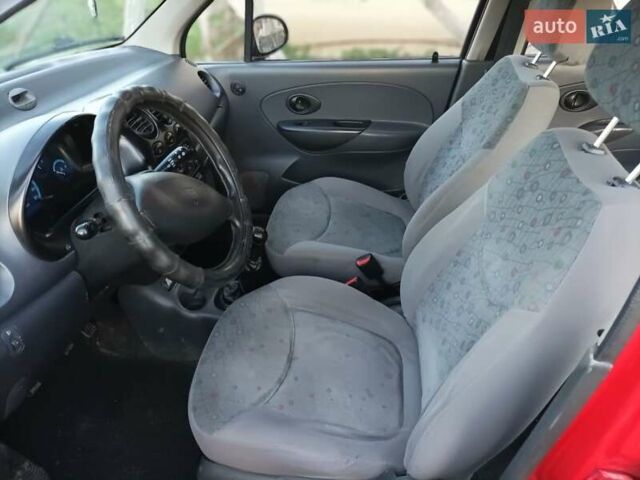 Красный Дэу Матиз, объемом двигателя 0.8 л и пробегом 209 тыс. км за 1850 $, фото 5 на Automoto.ua