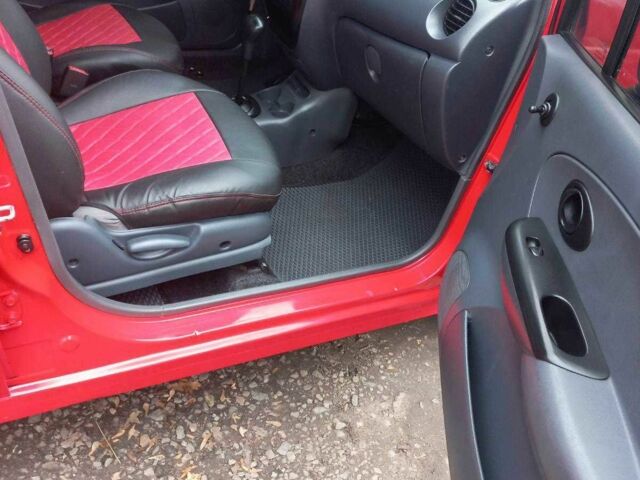 Червоний Деу Матіз, об'ємом двигуна 0.8 л та пробігом 64 тис. км за 3400 $, фото 13 на Automoto.ua