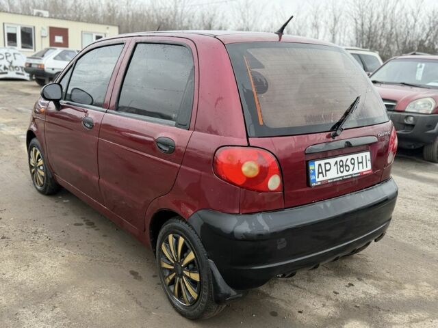 Красный Дэу Матиз, объемом двигателя 0.8 л и пробегом 188 тыс. км за 1250 $, фото 3 на Automoto.ua
