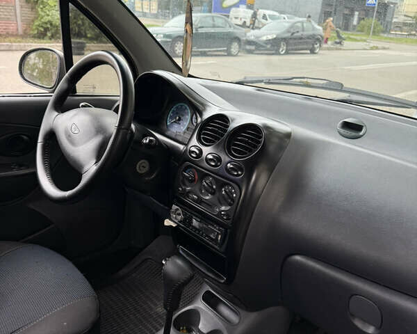 Червоний Деу Матіз, об'ємом двигуна 0.8 л та пробігом 145 тис. км за 2350 $, фото 6 на Automoto.ua