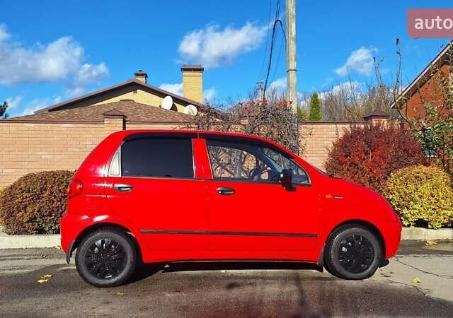 Червоний Деу Матіз, об'ємом двигуна 0.8 л та пробігом 120 тис. км за 3300 $, фото 1 на Automoto.ua