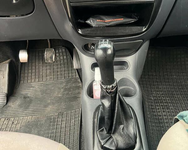 Красный Дэу Матиз, объемом двигателя 1 л и пробегом 111 тыс. км за 1700 $, фото 23 на Automoto.ua