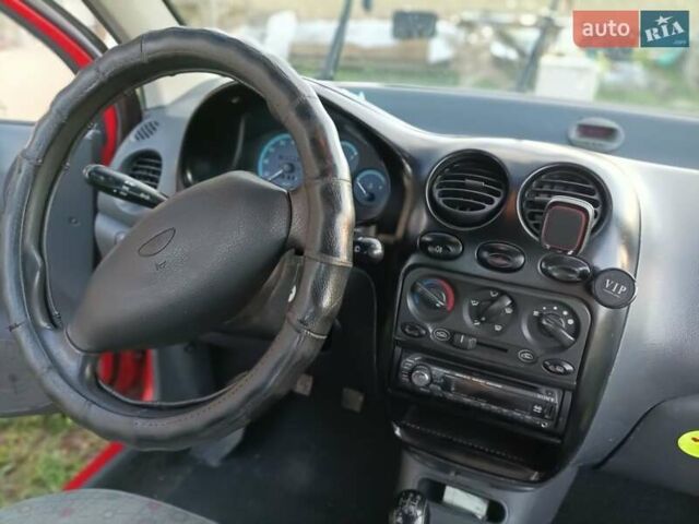 Красный Дэу Матиз, объемом двигателя 0.8 л и пробегом 209 тыс. км за 1850 $, фото 8 на Automoto.ua