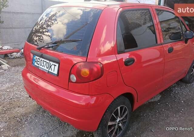 Червоний Деу Матіз, об'ємом двигуна 0.8 л та пробігом 110 тис. км за 2550 $, фото 2 на Automoto.ua