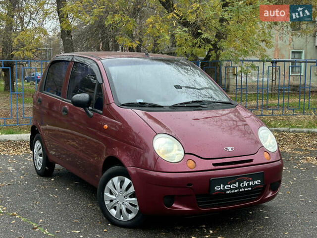Красный Дэу Матиз, объемом двигателя 0.8 л и пробегом 107 тыс. км за 3499 $, фото 2 на Automoto.ua