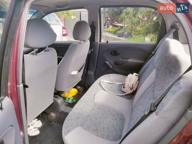Красный Дэу Матиз, объемом двигателя 0.8 л и пробегом 130 тыс. км за 2800 $, фото 10 на Automoto.ua