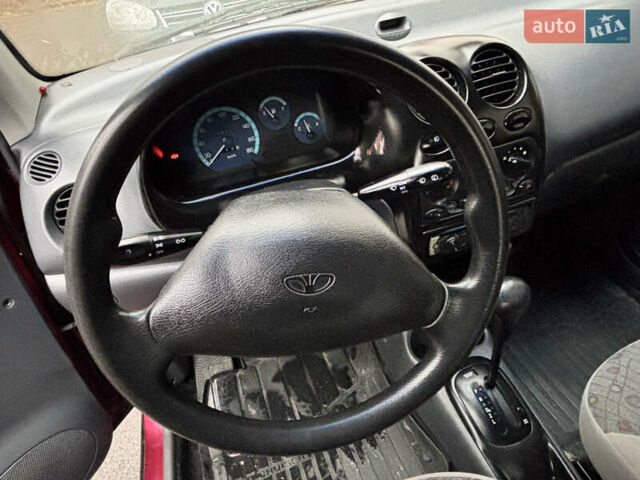 Червоний Деу Матіз, об'ємом двигуна 0.8 л та пробігом 142 тис. км за 2400 $, фото 13 на Automoto.ua