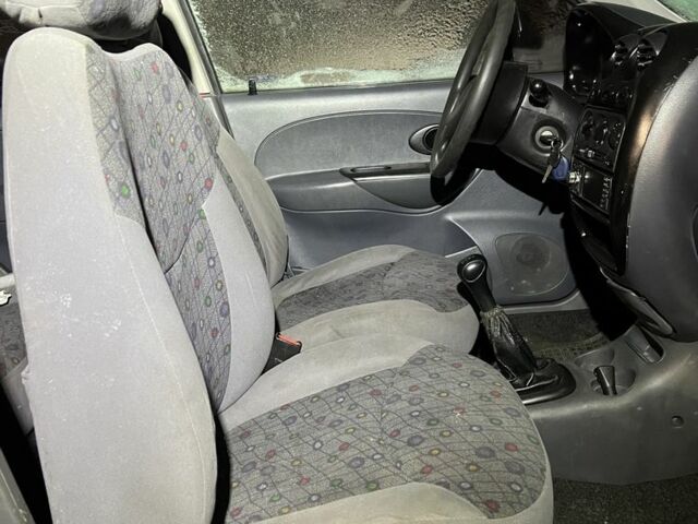 Красный Дэу Матиз, объемом двигателя 0.8 л и пробегом 100 тыс. км за 600 $, фото 4 на Automoto.ua