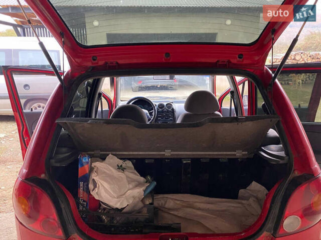 Красный Дэу Матиз, объемом двигателя 0.8 л и пробегом 140 тыс. км за 1800 $, фото 14 на Automoto.ua
