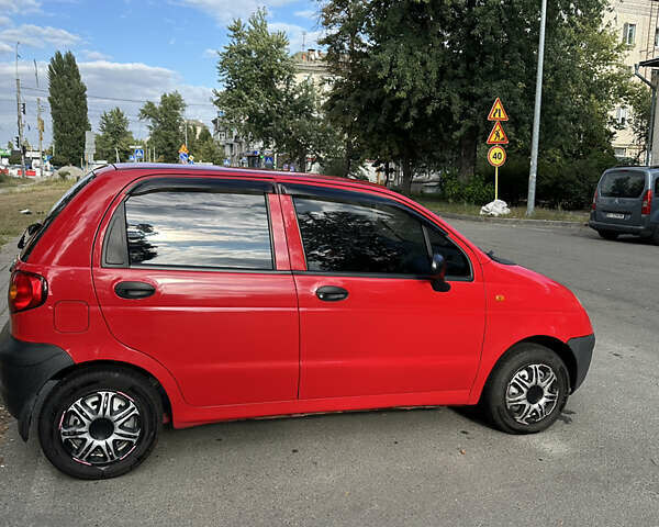 Червоний Деу Матіз, об'ємом двигуна 0.8 л та пробігом 171 тис. км за 1300 $, фото 6 на Automoto.ua