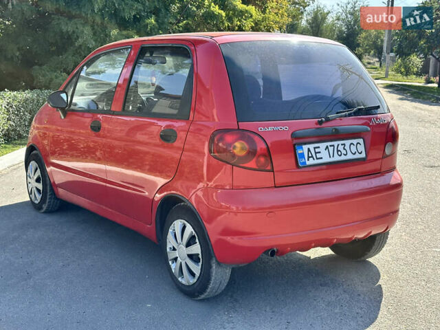 Красный Дэу Матиз, объемом двигателя 0.8 л и пробегом 150 тыс. км за 3000 $, фото 3 на Automoto.ua