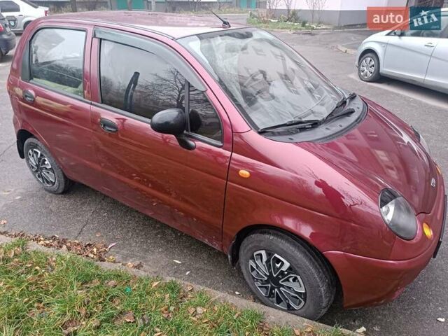 Червоний Деу Матіз, об'ємом двигуна 0.8 л та пробігом 90 тис. км за 2300 $, фото 3 на Automoto.ua