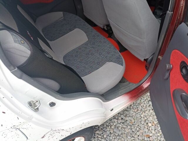 Червоний Деу Матіз, об'ємом двигуна 0.8 л та пробігом 113 тис. км за 2300 $, фото 7 на Automoto.ua