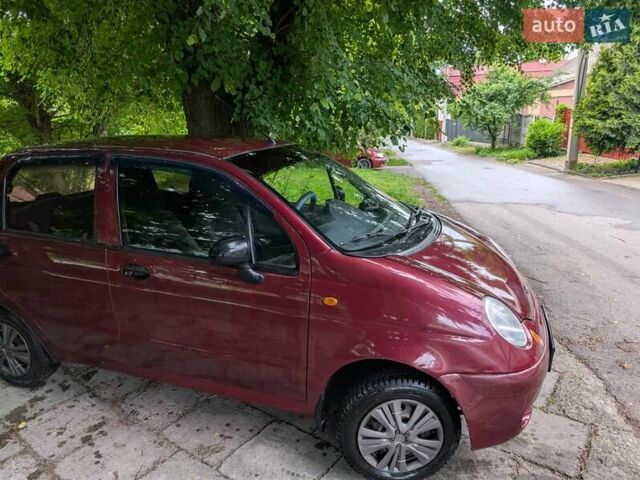 Красный Дэу Матиз, объемом двигателя 0.8 л и пробегом 128 тыс. км за 2300 $, фото 1 на Automoto.ua