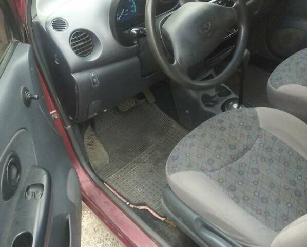 Красный Дэу Матиз, объемом двигателя 0.8 л и пробегом 141 тыс. км за 2450 $, фото 11 на Automoto.ua