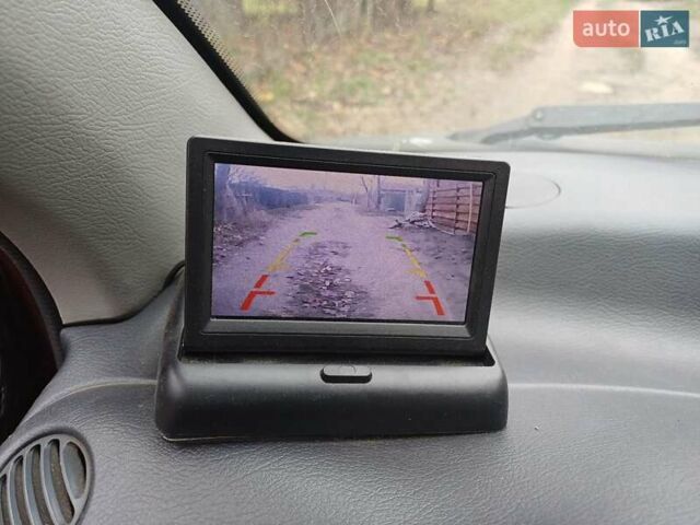 Красный Дэу Матиз, объемом двигателя 0.8 л и пробегом 135 тыс. км за 2550 $, фото 4 на Automoto.ua