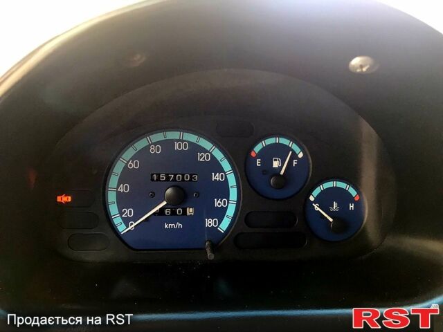 Червоний Деу Матіз, об'ємом двигуна 1 л та пробігом 157 тис. км за 2400 $, фото 2 на Automoto.ua