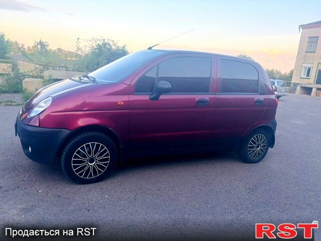 Красный Дэу Матиз, объемом двигателя 0.8 л и пробегом 196 тыс. км за 2550 $, фото 3 на Automoto.ua