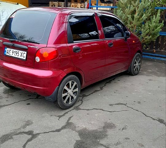 Красный Дэу Матиз, объемом двигателя 0.8 л и пробегом 110 тыс. км за 3750 $, фото 6 на Automoto.ua