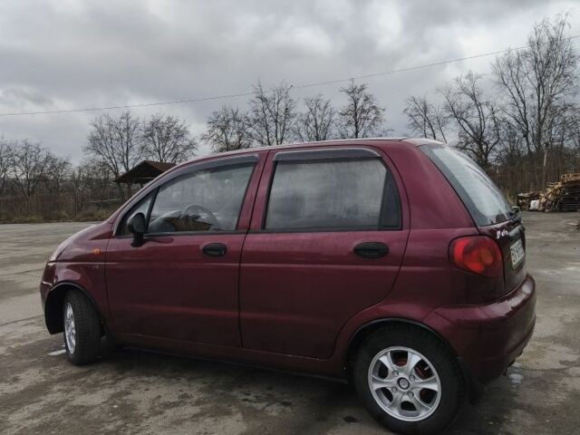 Червоний Деу Матіз, об'ємом двигуна 0.8 л та пробігом 180 тис. км за 2200 $, фото 3 на Automoto.ua