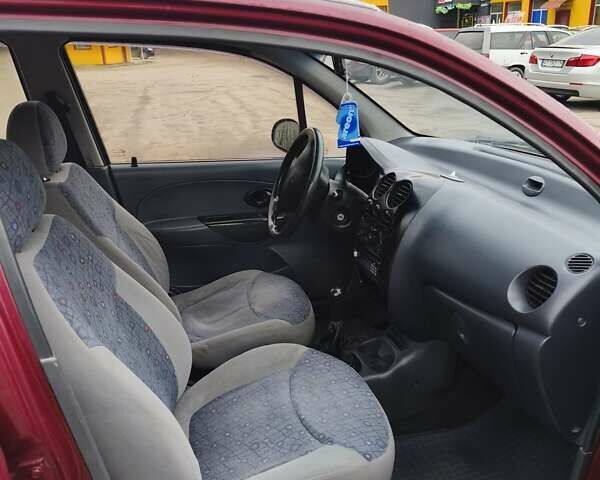 Червоний Деу Матіз, об'ємом двигуна 0.8 л та пробігом 186 тис. км за 2200 $, фото 5 на Automoto.ua