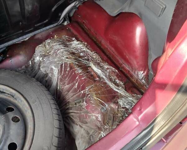 Червоний Деу Матіз, об'ємом двигуна 0.8 л та пробігом 72 тис. км за 3499 $, фото 17 на Automoto.ua