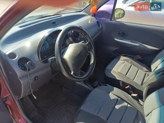 Красный Дэу Матиз, объемом двигателя 0.8 л и пробегом 137 тыс. км за 2200 $, фото 6 на Automoto.ua