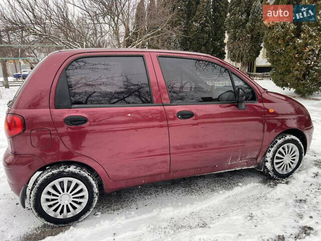 Червоний Деу Матіз, об'ємом двигуна 0.8 л та пробігом 133 тис. км за 2500 $, фото 4 на Automoto.ua