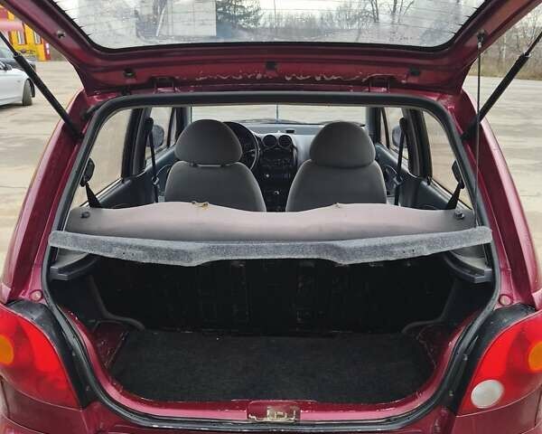 Червоний Деу Матіз, об'ємом двигуна 0.8 л та пробігом 186 тис. км за 2200 $, фото 8 на Automoto.ua
