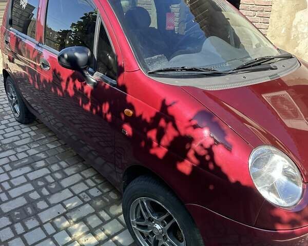 Красный Дэу Матиз, объемом двигателя 0.8 л и пробегом 75 тыс. км за 2500 $, фото 2 на Automoto.ua