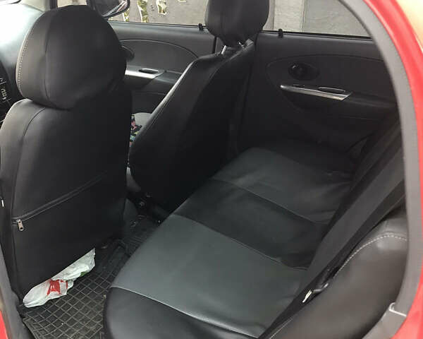 Красный Дэу Матиз, объемом двигателя 0.99 л и пробегом 157 тыс. км за 2400 $, фото 4 на Automoto.ua