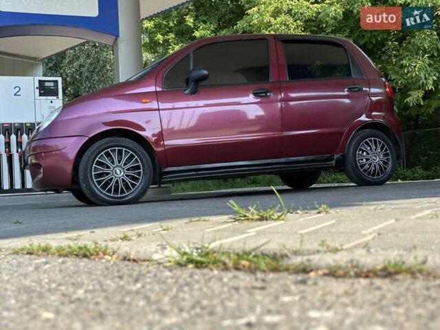 Красный Дэу Матиз, объемом двигателя 0.8 л и пробегом 108 тыс. км за 2800 $, фото 13 на Automoto.ua