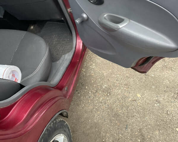 Червоний Деу Матіз, об'ємом двигуна 0.8 л та пробігом 140 тис. км за 3000 $, фото 13 на Automoto.ua